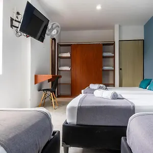 Hotel Ayenda 1228 Balcones De La 70, Medellin