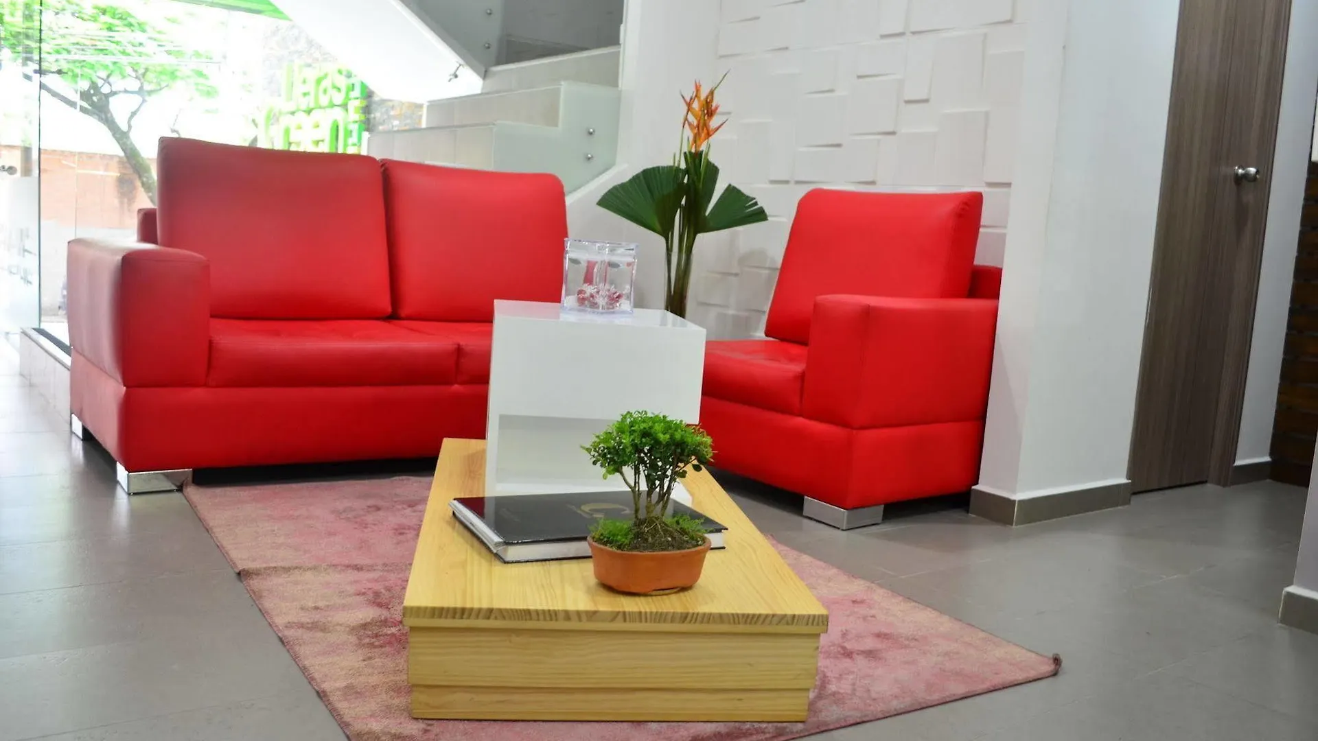 **  Lleras Green Hotel Medellin Colombia