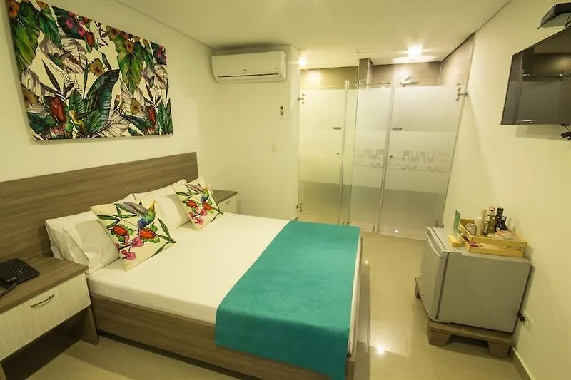 Lleras Green Hotel Medellin 2*,
